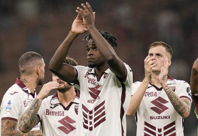 Duván Zapata comenzó con pie derecho la Serie A con gol ante el Milán